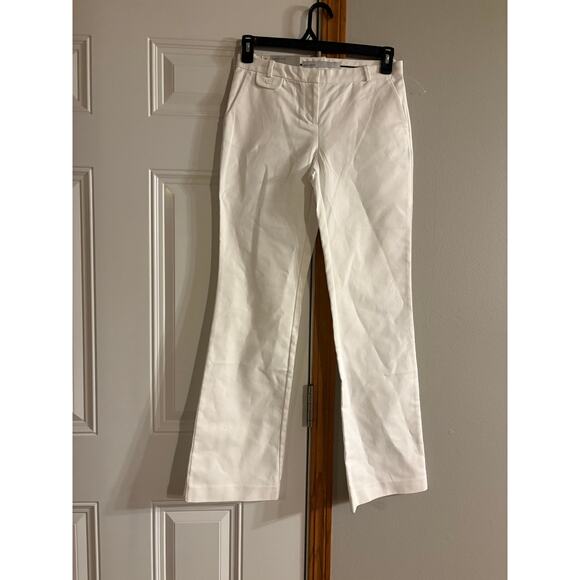 NWT OLD NAVY white CLASSIC RISE Boot-Cut Stretch size 2 - Picture 3 of 3